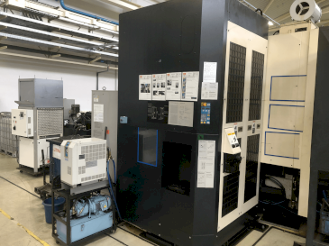 Front view of Makino a61-5XR  machine