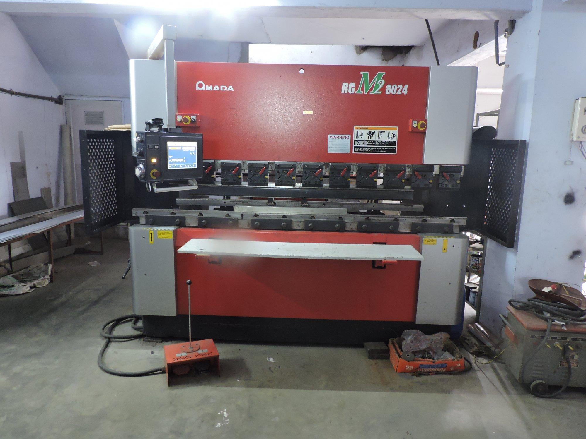 Front view of AMADA RG-M2 8024 Machine