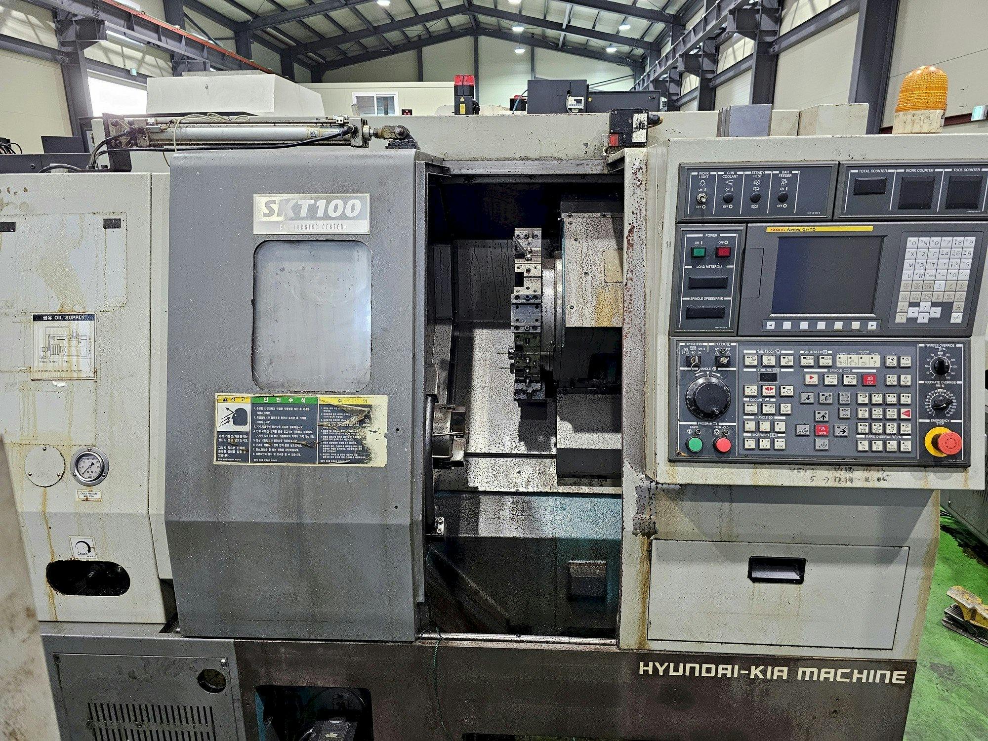 Front view of Hyundai Wia Wia SKT100  machine