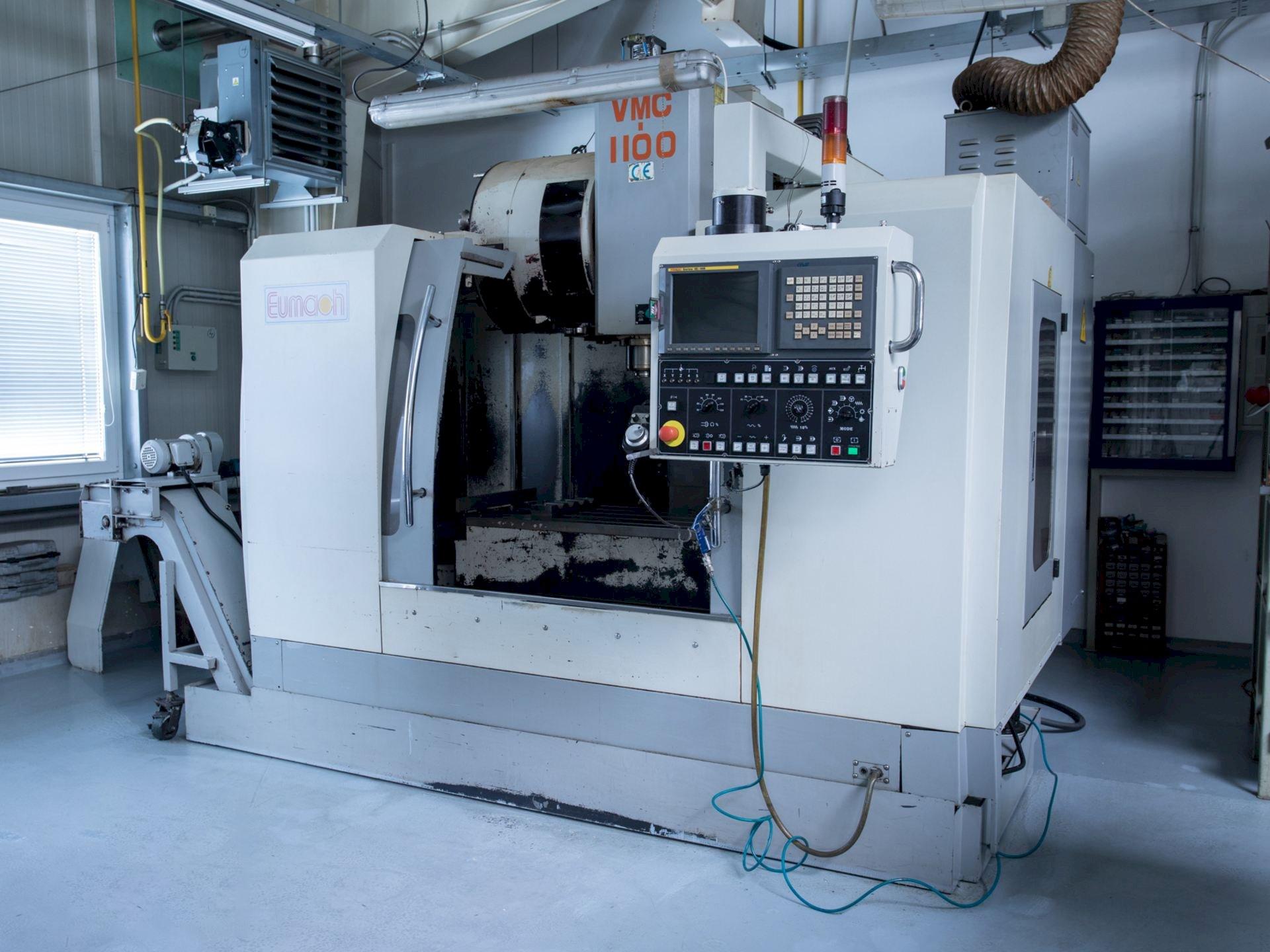 Front view of Eumach VMC 1100  machine