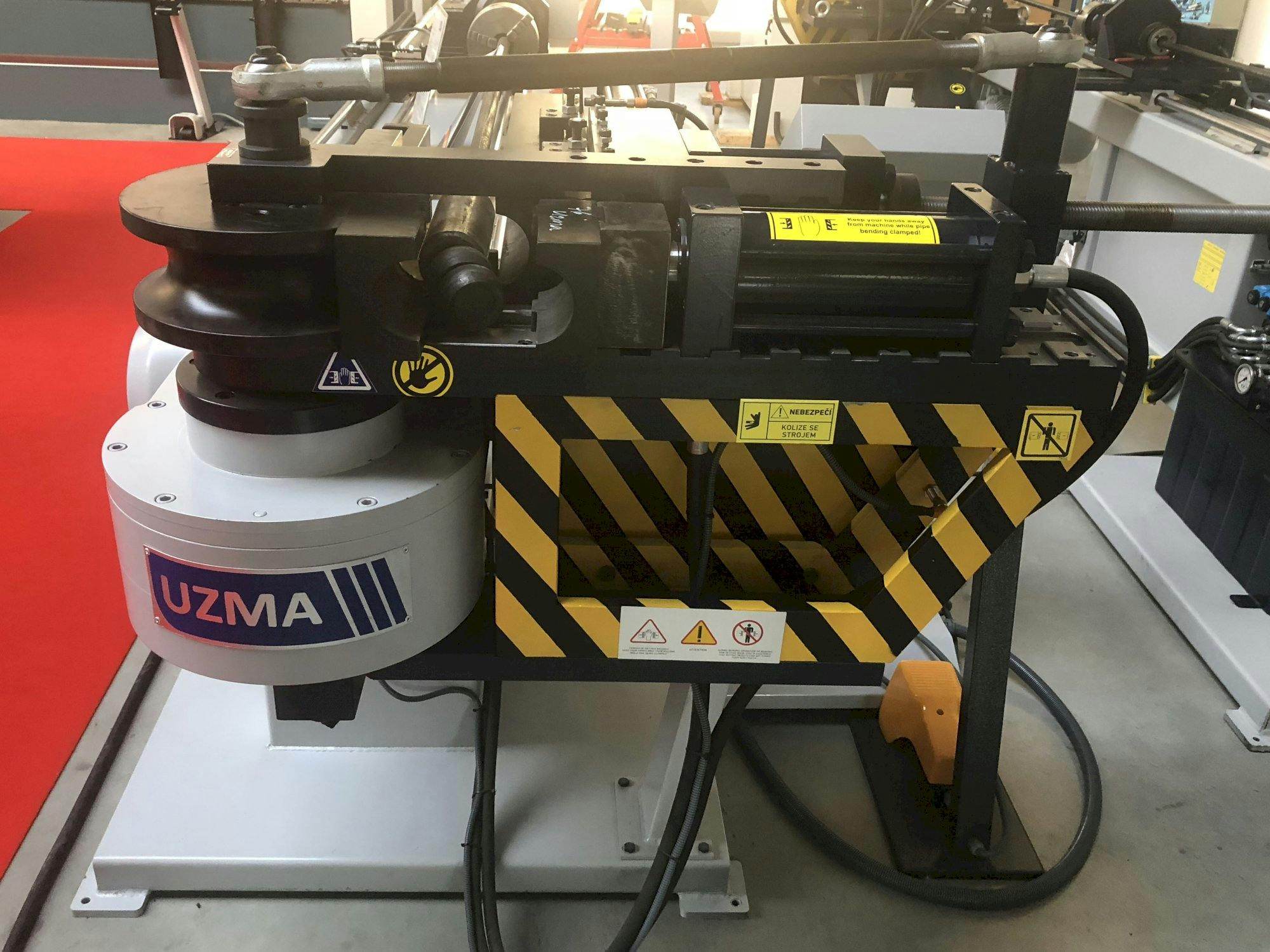 Front view of UZMA UZH 90 Machine