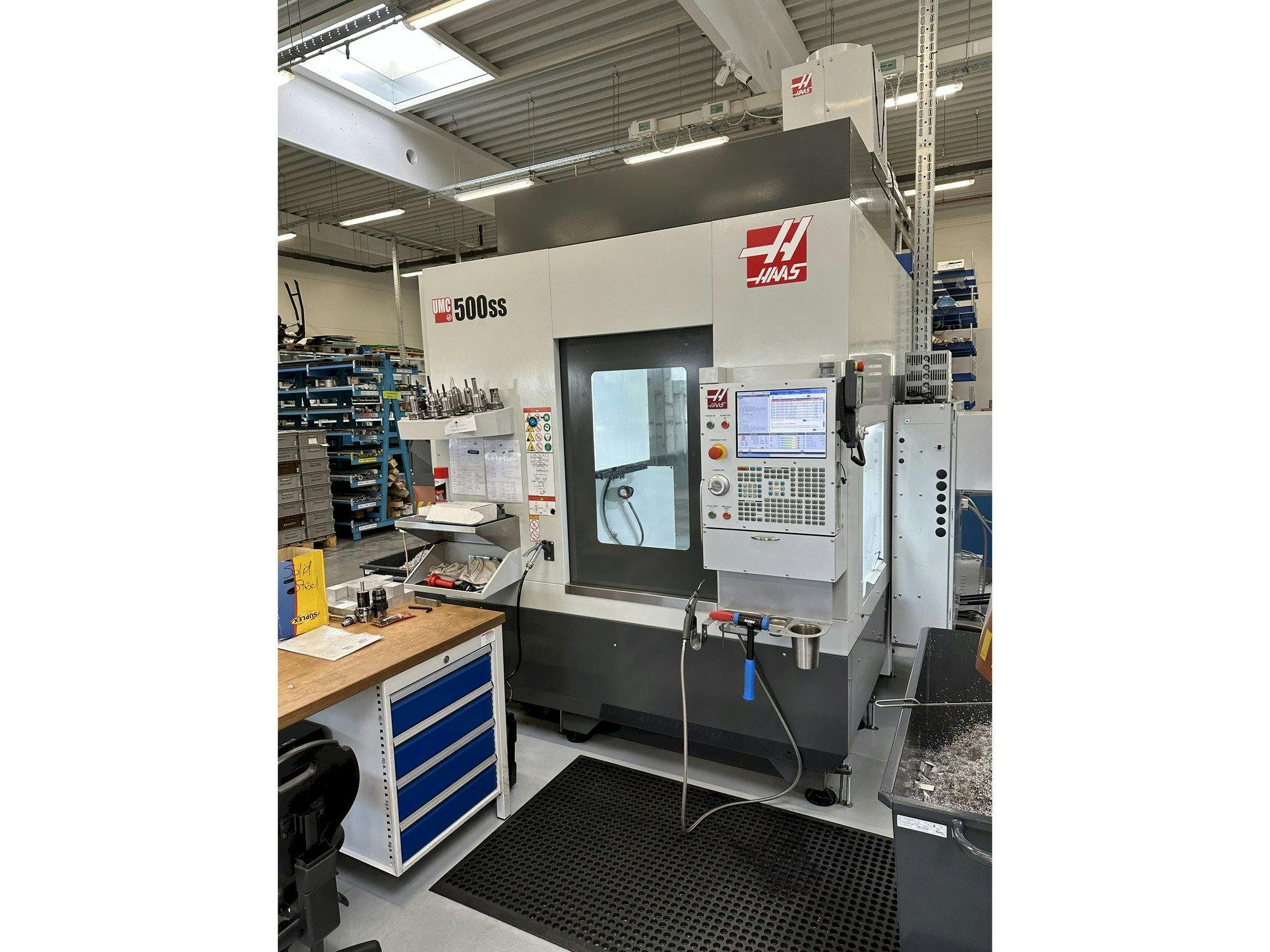 Front view of HAAS UMC-500SS  machine