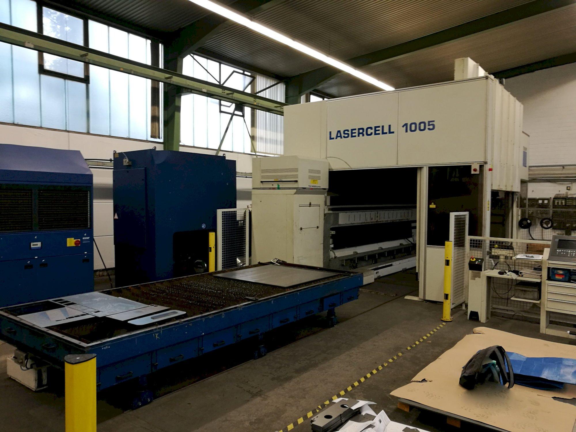 Left view of Trumpf Lasercell TLC 1005 Machine