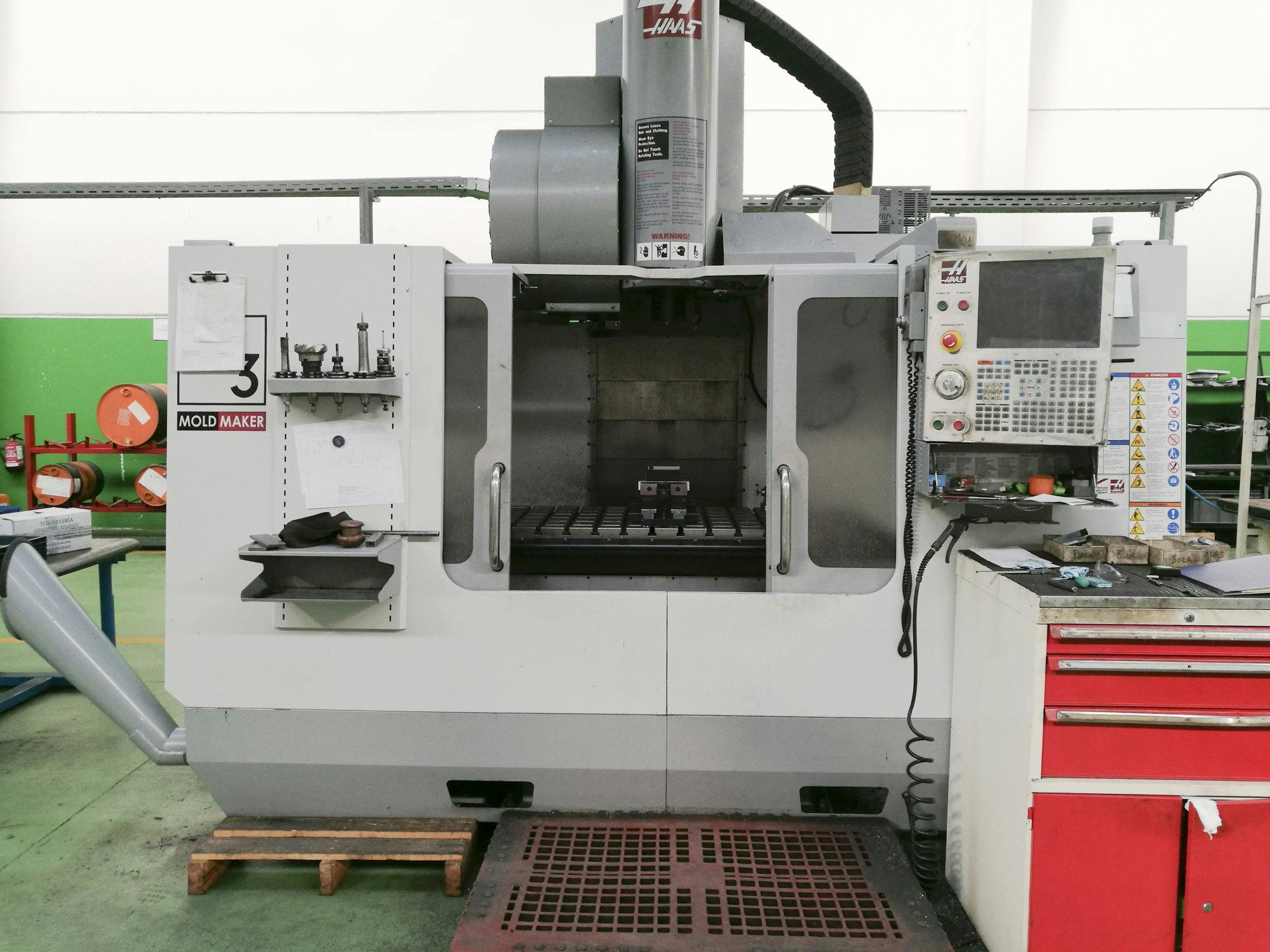 Front view of HAAS VM-3HE machine